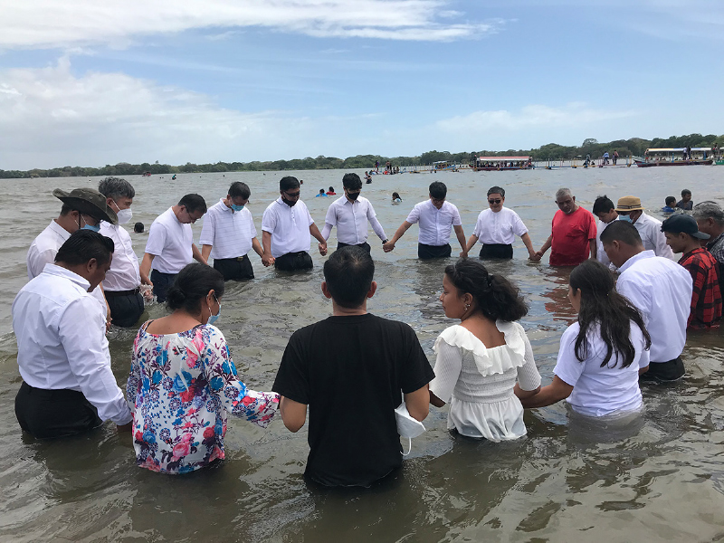 니카라과 장로교회 연합세례식